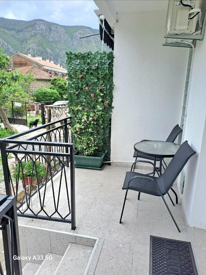 Apartment Marina 2 Kotor Exteriör bild